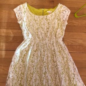 White laced dress